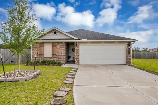 9802 Palm Royal Drive, Baytown, TX 77521