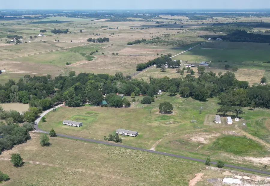 198 Langberg Road, Bellville, TX 77418 - Image #2