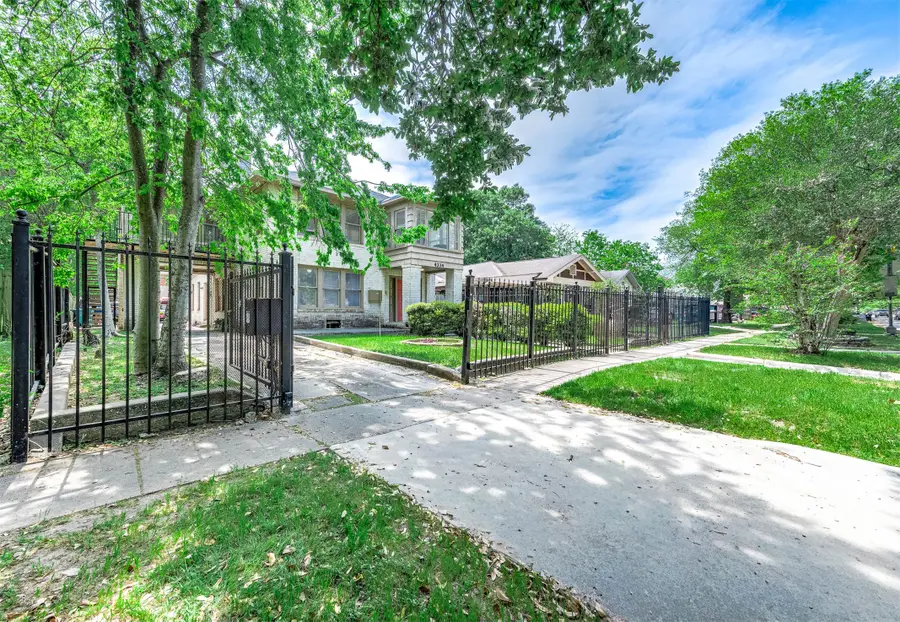 4334 Polk Street, Houston, TX 77023 - #2