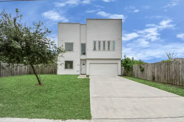 4228 Bellfort Street, Houston, TX 77051