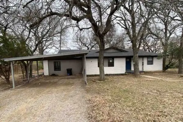 3688 N Oak Avenue, Mineral Wells, TX 76067