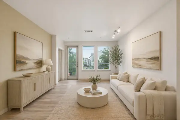 505 Jackson Hill Street #206, Houston, TX 77007