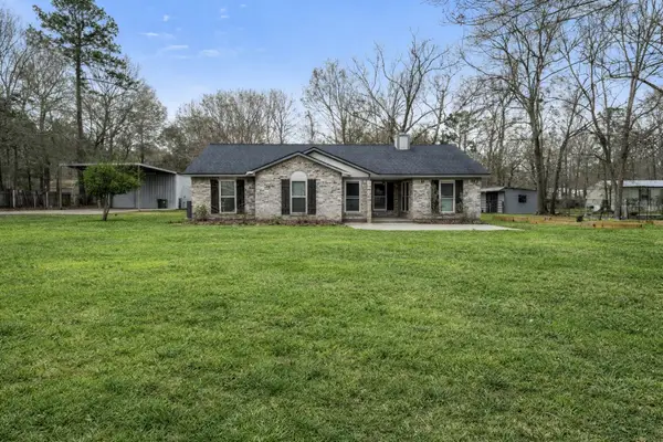 353 Wild Oak Drive, Huffman, TX 77336