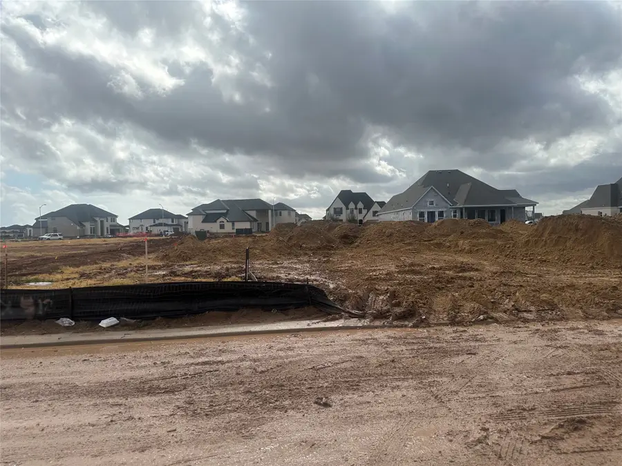 707 Huckleberry Haven Drive, Richmond, TX 77406 - Image #2