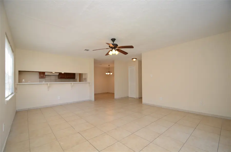 722 Odessa Court, Houston, TX 77060 - Image #3