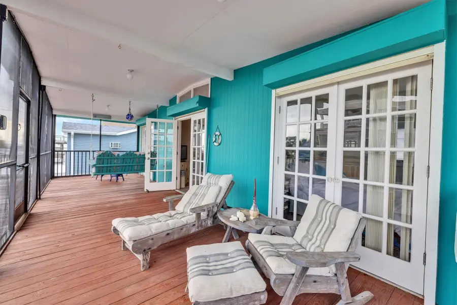 16703 Curlew Road, Jamaica Beach, TX 77554 - Image #3