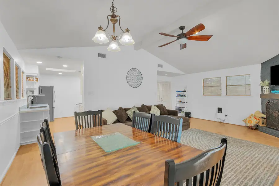155 Goldenrod, Livingston, TX 77351 - #3