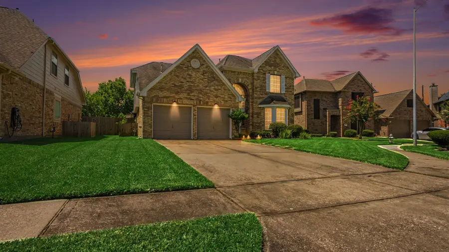 1927 Pinewood Court, Baytown, TX 77521 - #2