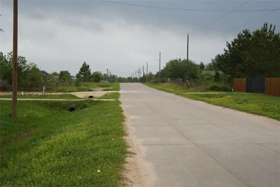 125 County Road 3552 Road, Cleveland, TX 77327 - Image #3