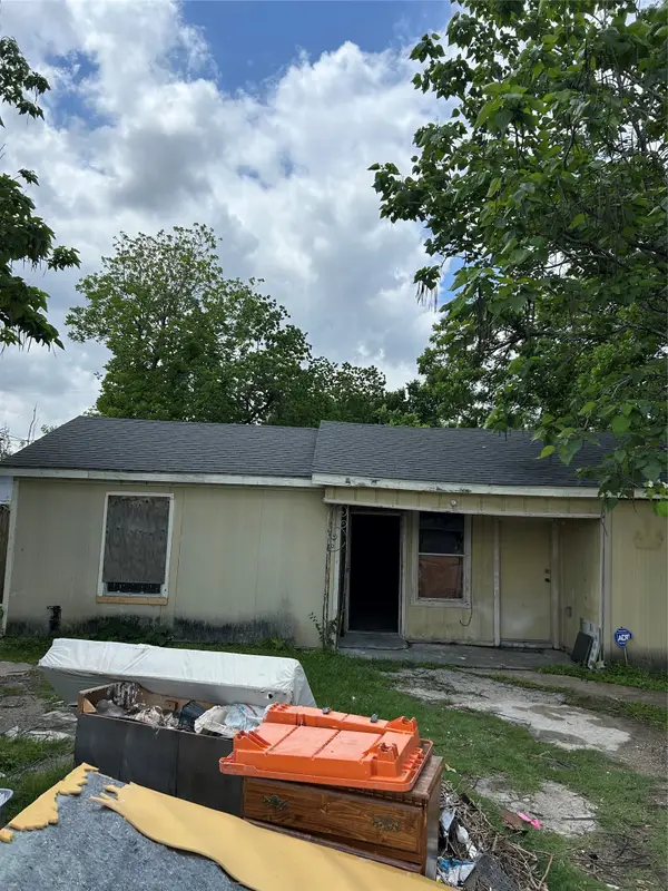 7517 Northline Drive, Houston, TX 77037