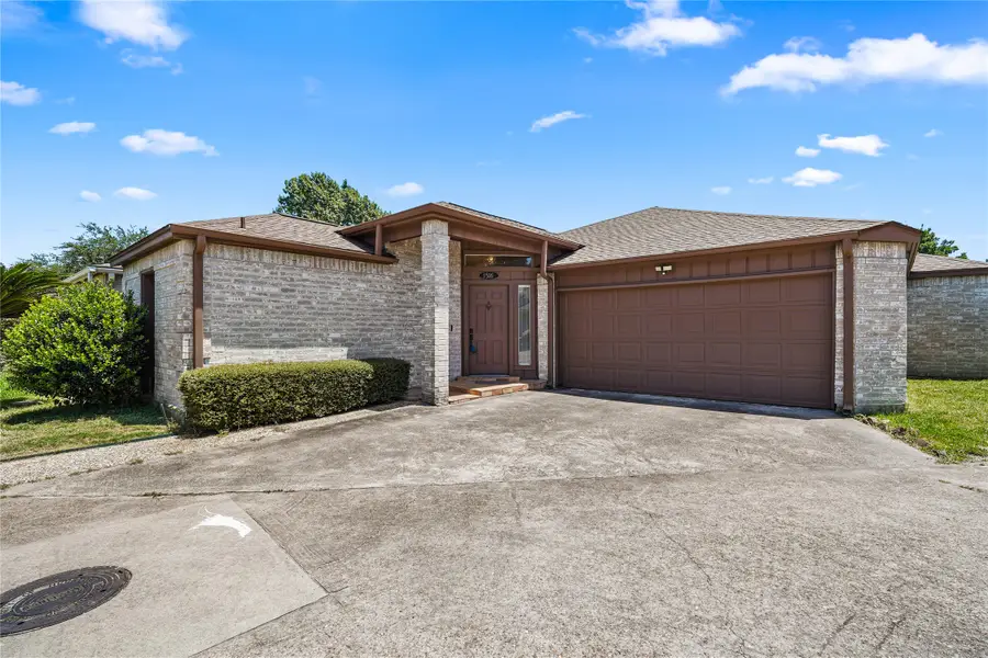 1516 Beaconshire Road, Houston, TX 77077 - #2