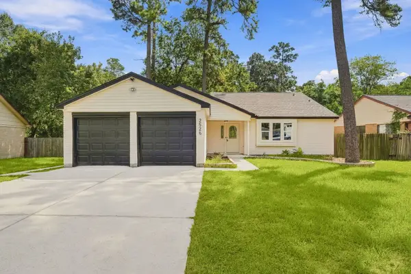 2526 Rambling Brook Drive, Spring, TX 77373