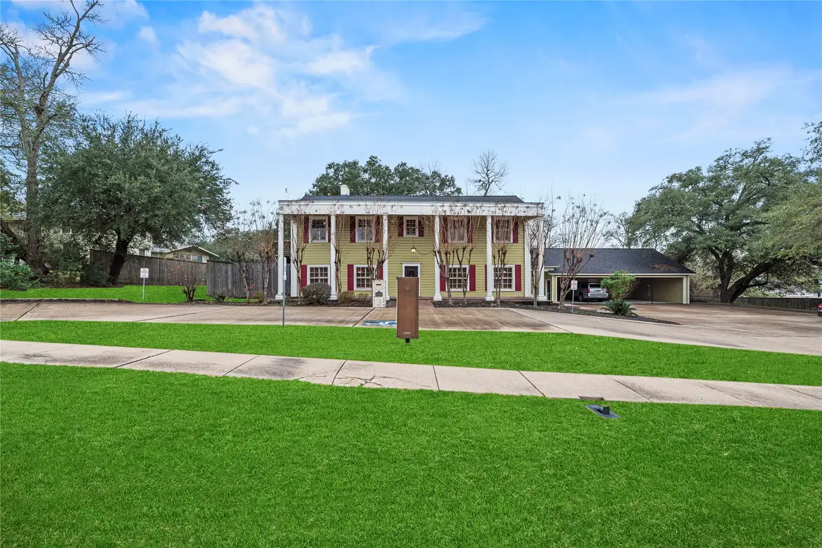 1106 Avenue O, Huntsville, TX 77340 - #1