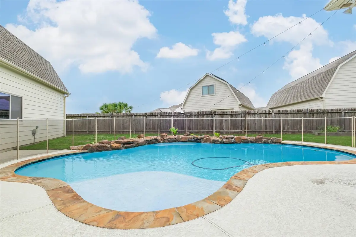 6811 Gonzales Point, Manvel, TX 77578 - #1
