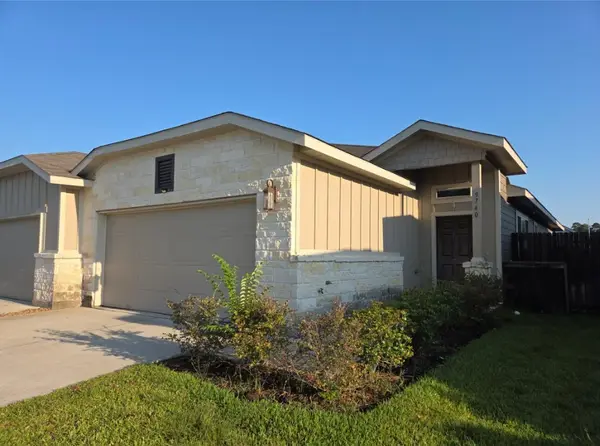 9740-9744 Grosbeak Lane, Magnolia, TX 77354