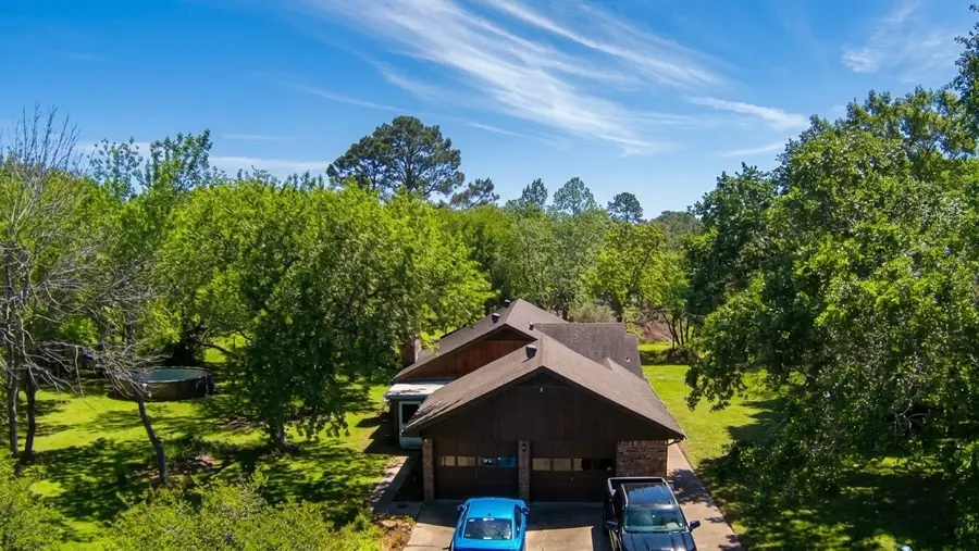 155 County Road 133, Alvin, TX 77511 - #2