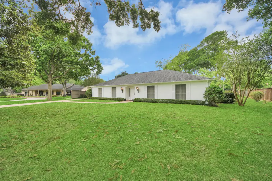 904 Victoria Drive, Richmond, TX 77469 - #3