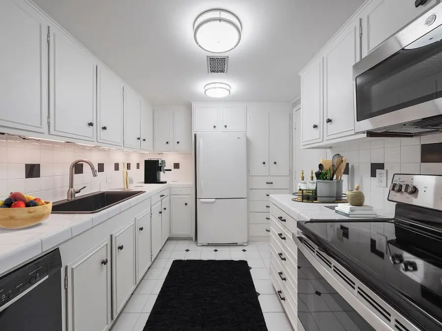 656 S Ripple Creek Drive #656, Houston, TX 77057 - #3