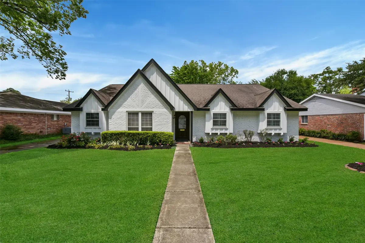 5946 Valkeith Drive, Houston, TX 77096 - #1