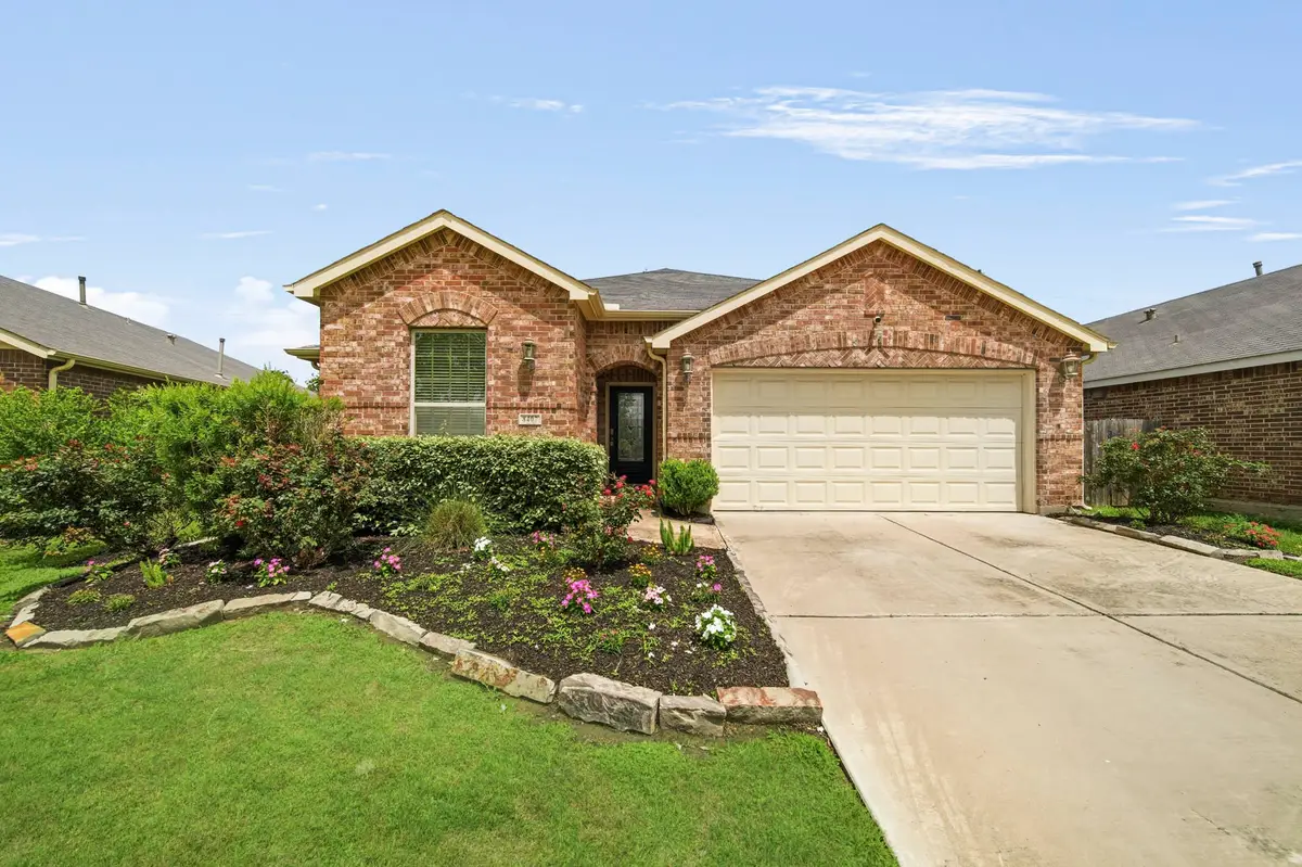 8407 Douro Valley Drive, Rosenberg, TX 77469 - #1