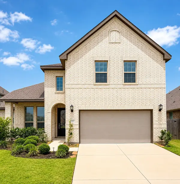 2223 Rustboro Drive, Richmond, TX 77469