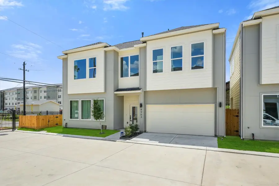 8903 Knoll Branch Drive, Houston, TX 77080 - Image #3