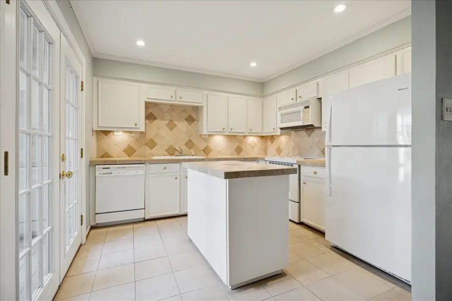 11521 Village Place Drive #154, Houston, TX 77077 - Image #3