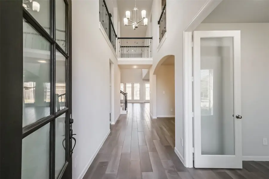 8823 Morning Glow Drive, Missouri City, TX 77459 - Image #2