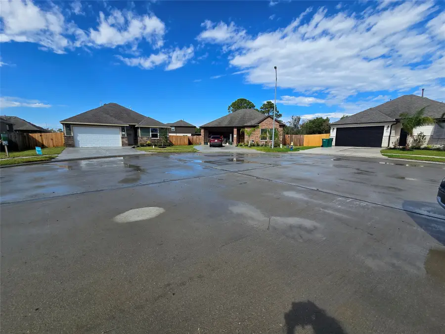 1614 Carefree Circle, Seabrook, TX 77586 - Image #3