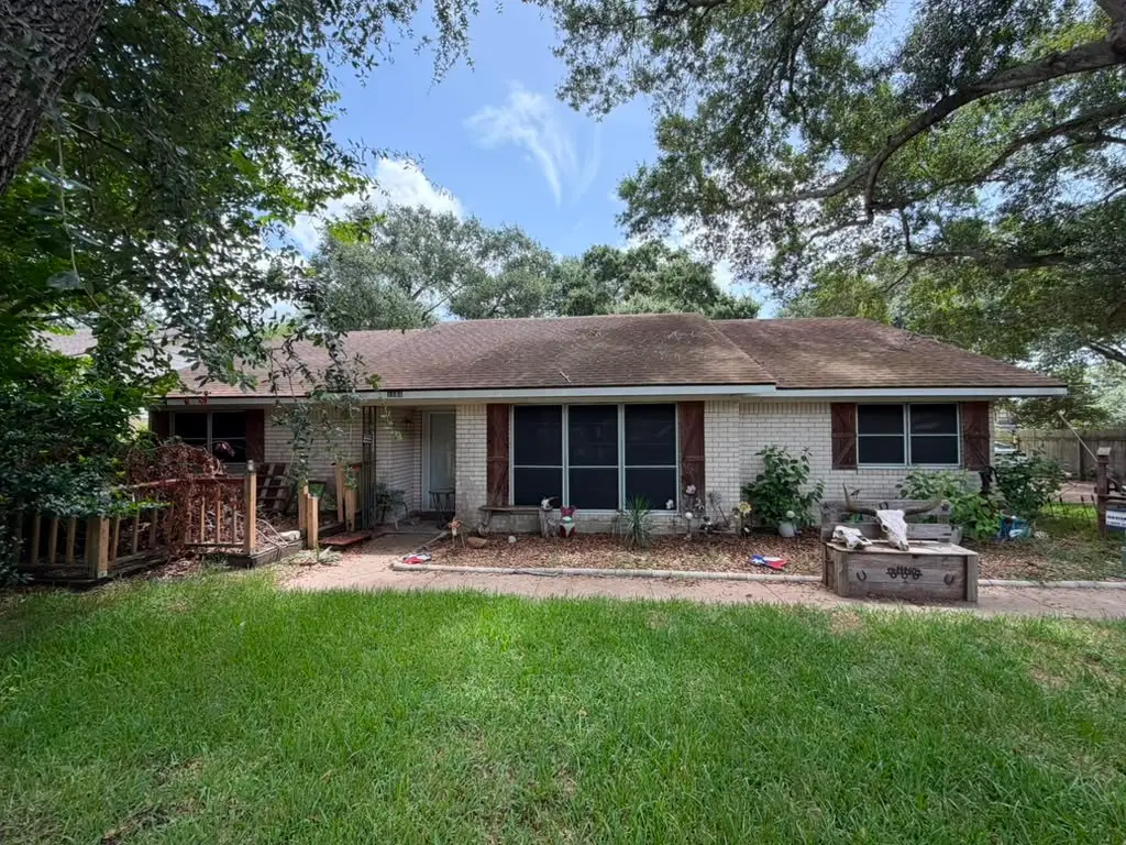 1111 N N Meyer St, Sealy, Tx 77474 Street, Sealy, TX 77474 - #1