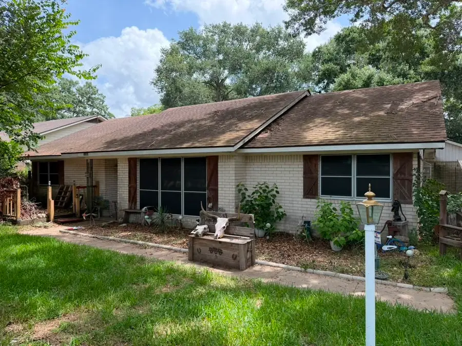 1111 N N Meyer St, Sealy, Tx 77474 Street, Sealy, TX 77474 - #2