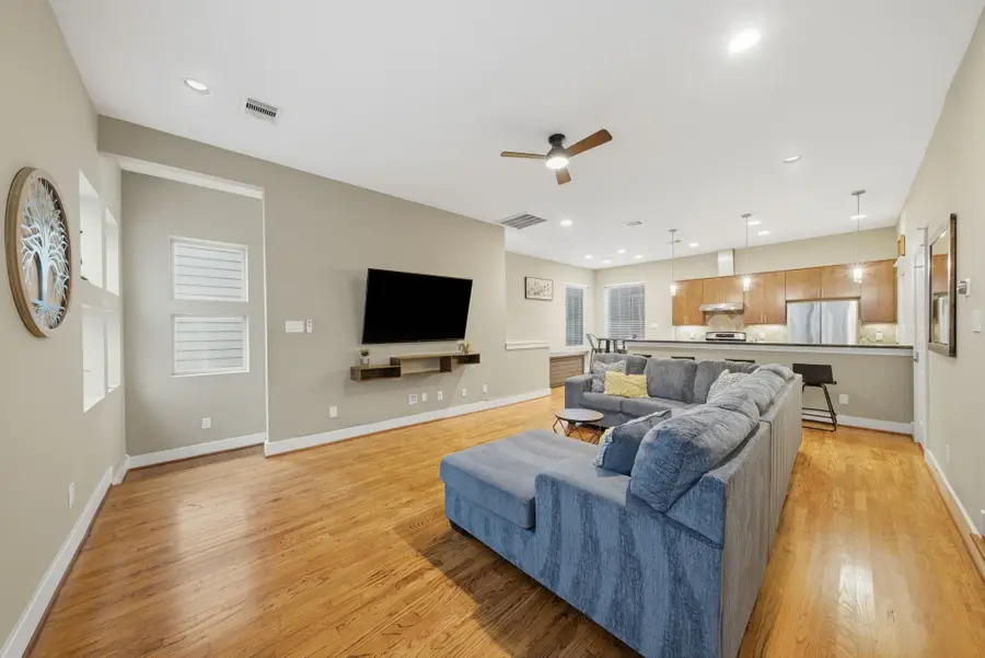 1036 W 24th Street, Houston, TX 77008 - #2