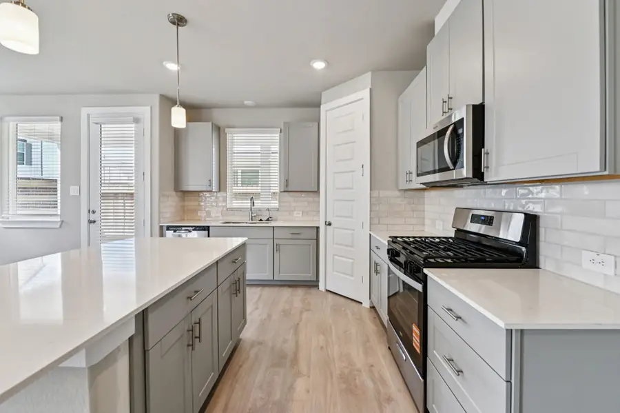 3221 Quiet Sunset Drive, Houston, TX 77080 - #3