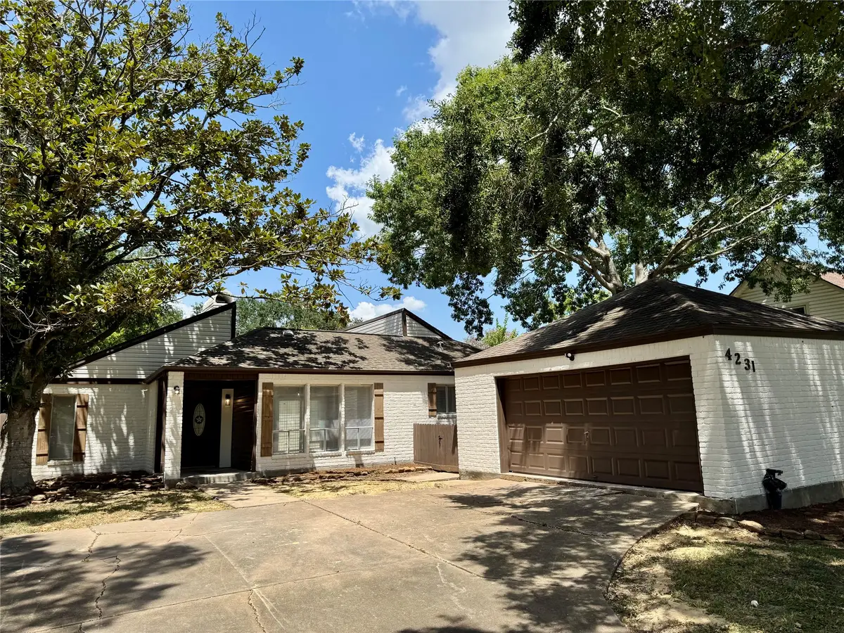4231 Meadowbank Drive, Seabrook, TX 77586 - #1
