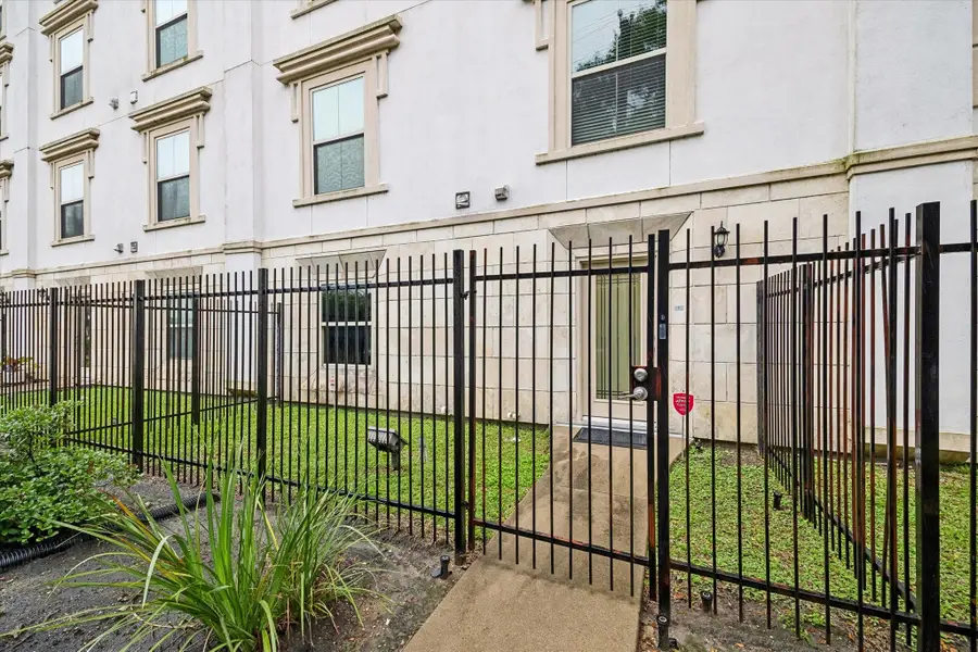 3501 Chenevert Street #7, Houston, TX 77004 - #2