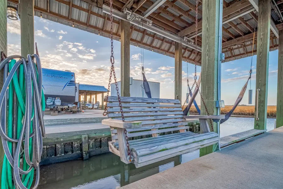 1107 Gator Point, Crystal Beach, TX 77650 - #3