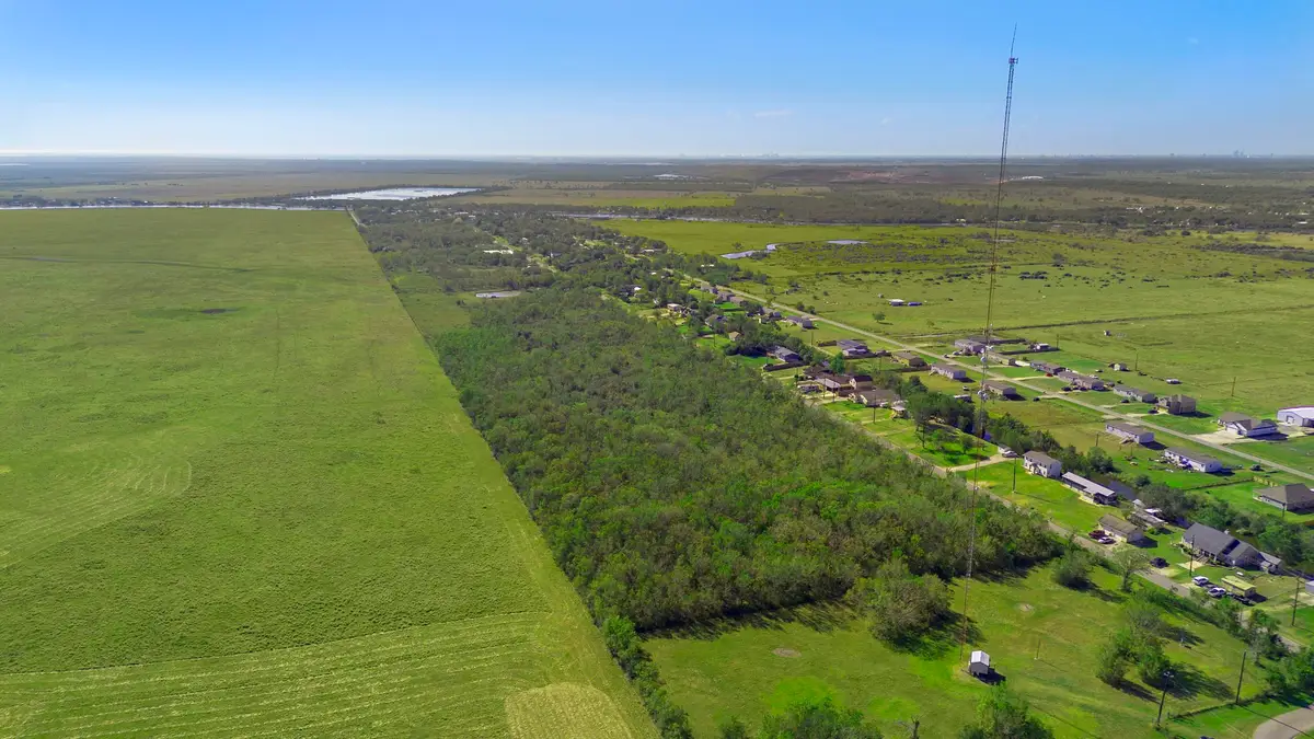 0002 Sandpiper Rd / Cr 420, Angleton, TX 77515 - #1