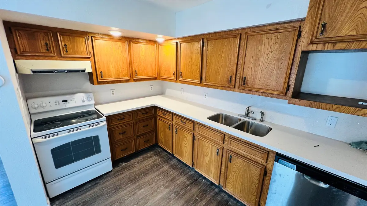 706 Rockdale Road, Rockdale, TX 76567 - #1