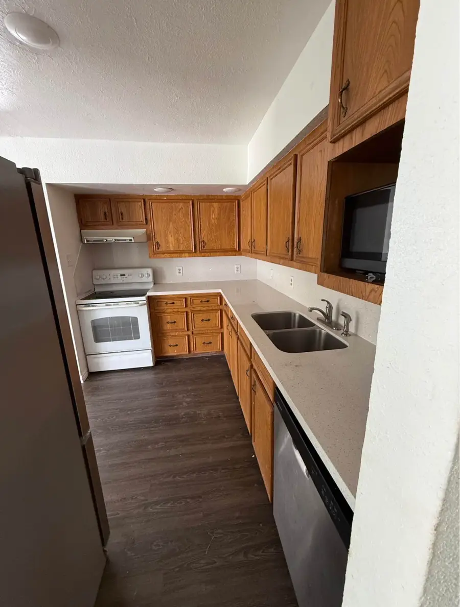 706 Rockdale Road, Rockdale, TX 76567 - #3