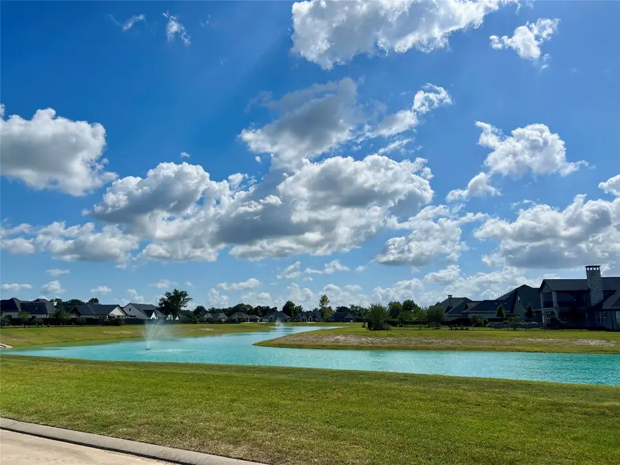 15722 N Tower Circle, Santa Fe, TX 77517 - Image #2