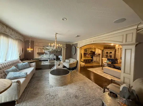 5422 Willowbend Boulevard, Houston, TX 77096