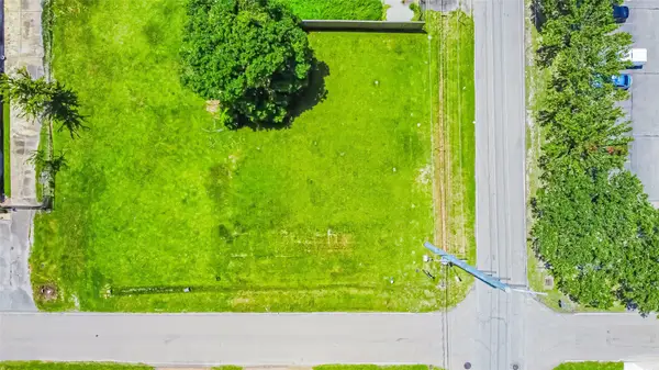 3003 Bering Drive, Houston, TX 77057