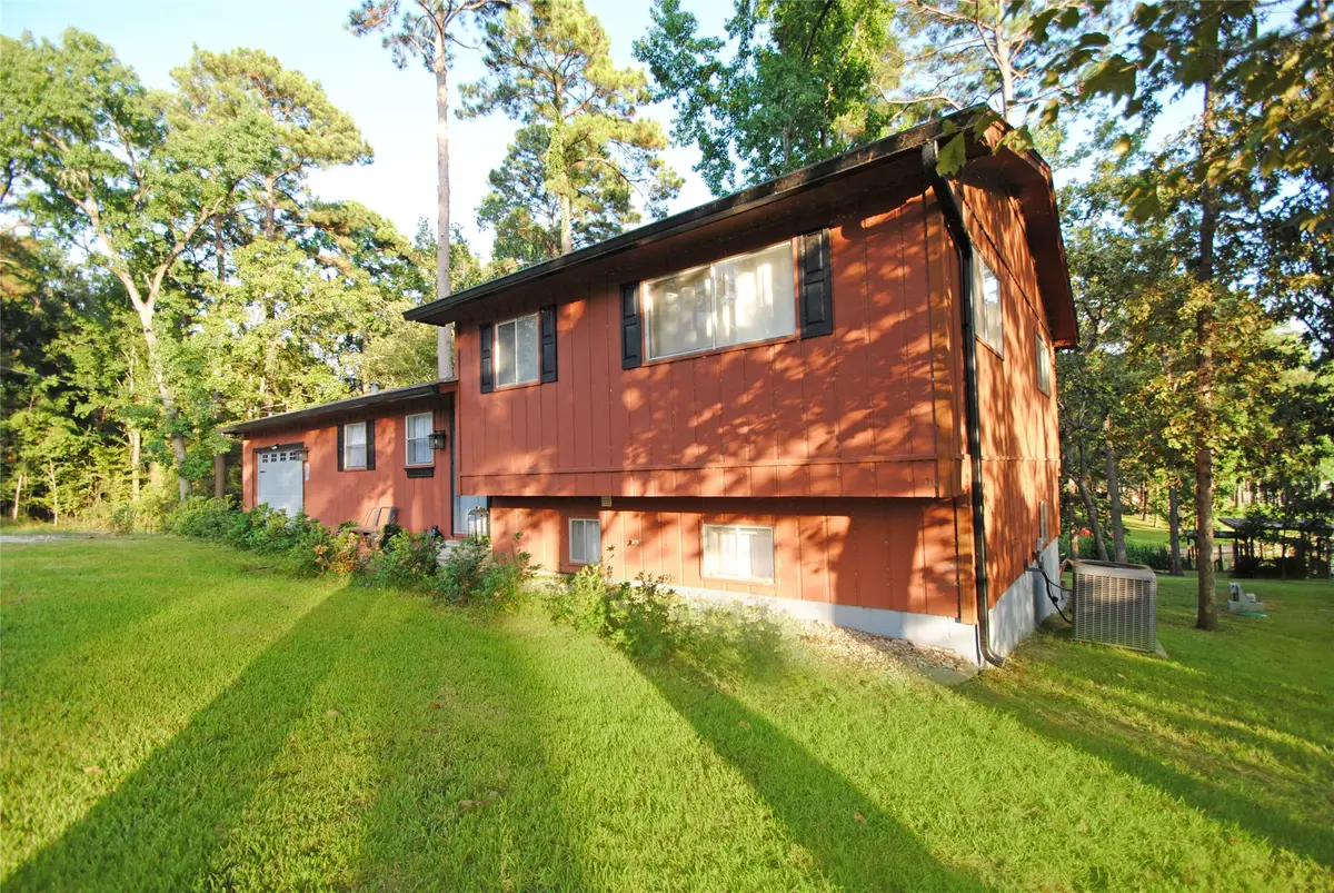 59 Paradise Loop, Point Blank, TX 77364 - Image #1