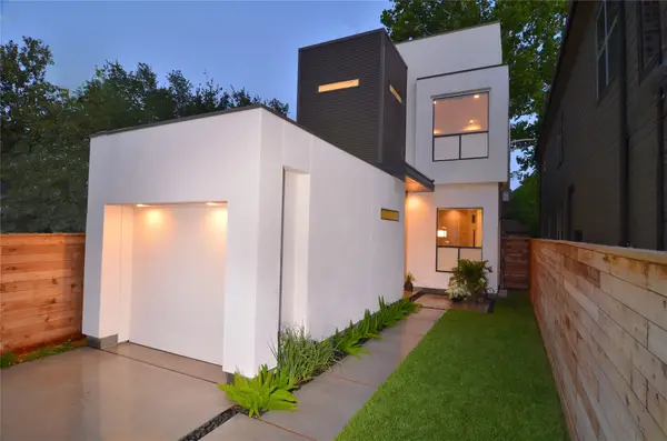 908 East 23rd, Houston, TX 77009