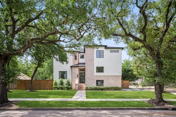 5247 Beechnut Street, Houston, TX 77096