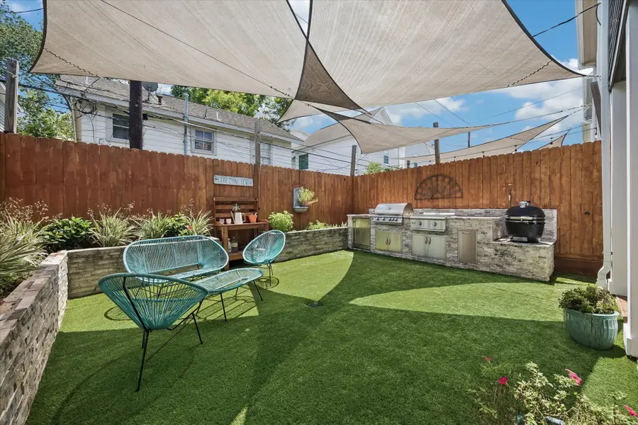 118 E 27th Street #B, Houston, TX 77008 - #2