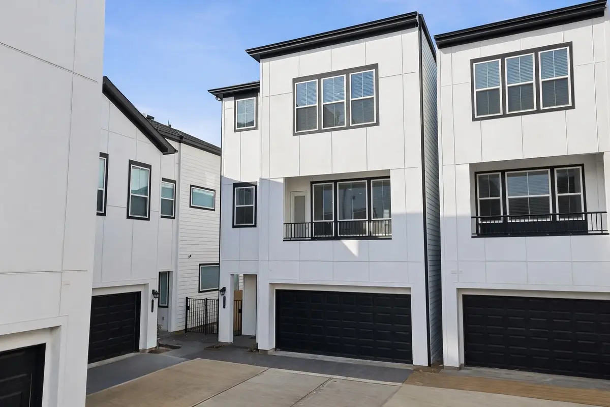 2706 Grand Fountains Drive #H, Houston, TX 77054 - #1