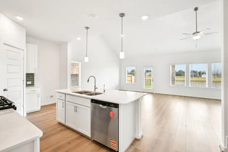 1636 Hopson Ranch Drive, Conroe, TX 77301 - Image #2