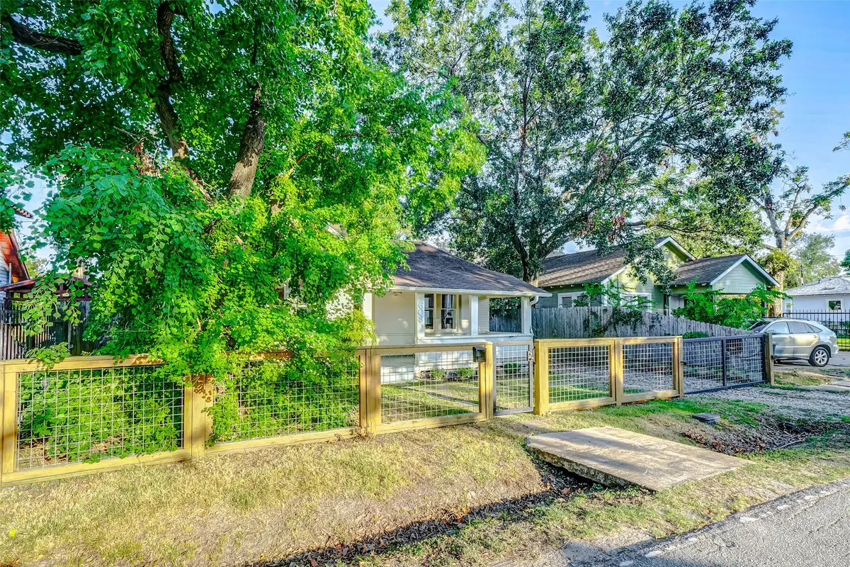 608 Enid Street, Houston, TX 77009 - Image #1