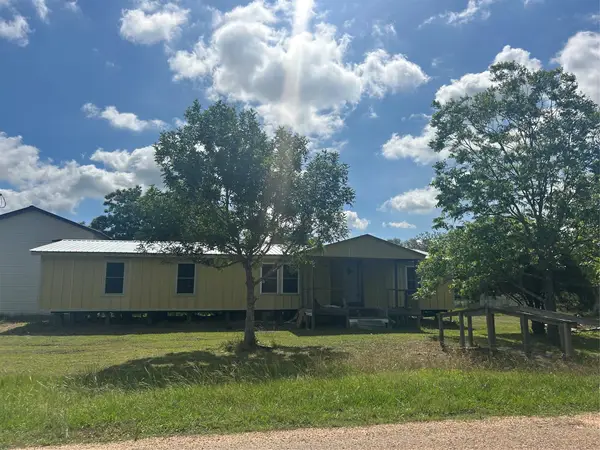 2307 Tuttle Street, Rock Island, TX 77470